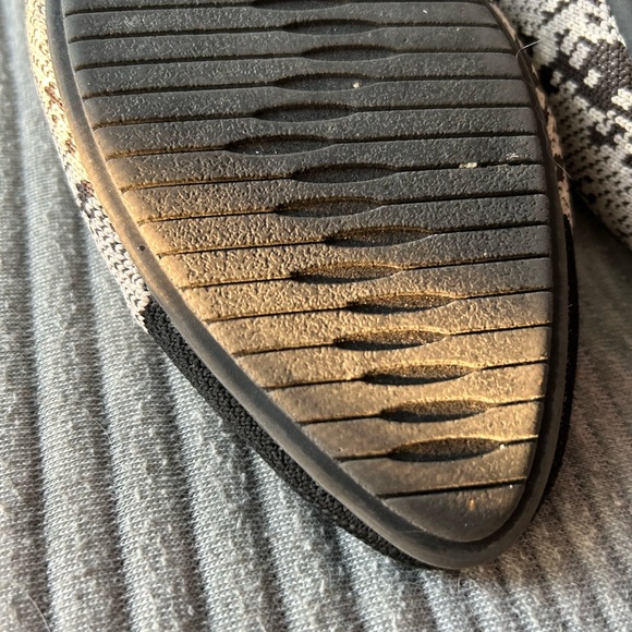 Vince Camuto Gray Cap Toe Knit Flats - Picture 8 of 9